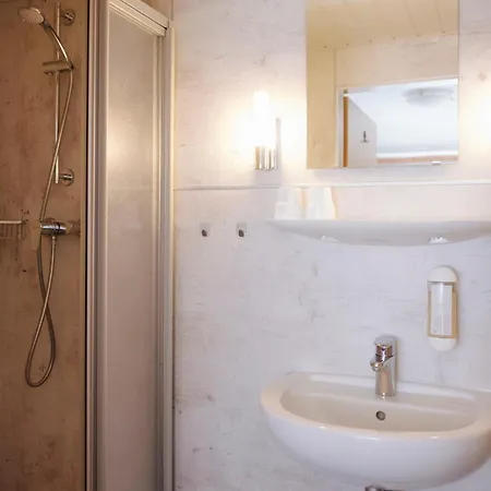 Thomas Muentzer Gasthuis 2*